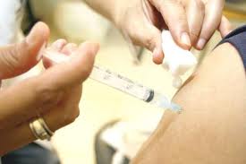 Elevada imunização no Brasil ajuda a impedir a transmissão da doença no país. Foto: reprodução internet