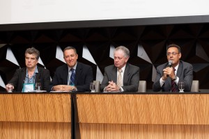 Mesa de honra: Dewton Moraes, Jorge Andrade Pinto, Tarcizo Nunes e Fabiano Pimenta. Foto: Bruna Carvalho