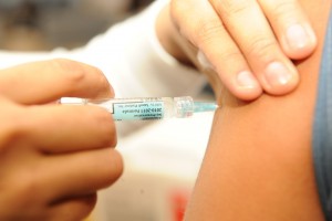 Melhor forma de prevenção contra a gripe é vacinação todo ano. Foto: Reprodução